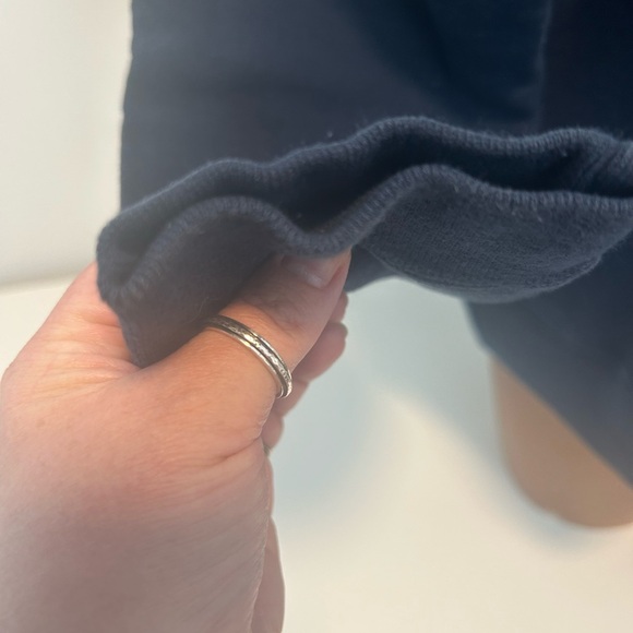 UBC Sweatshirt LRG - Picture 2 of 6